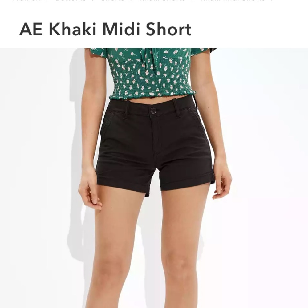 American Eagle Black Khaki Shorts Size 4